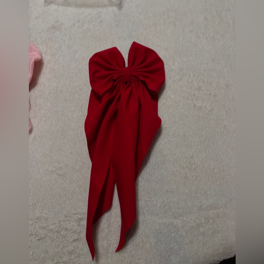 Red bows!